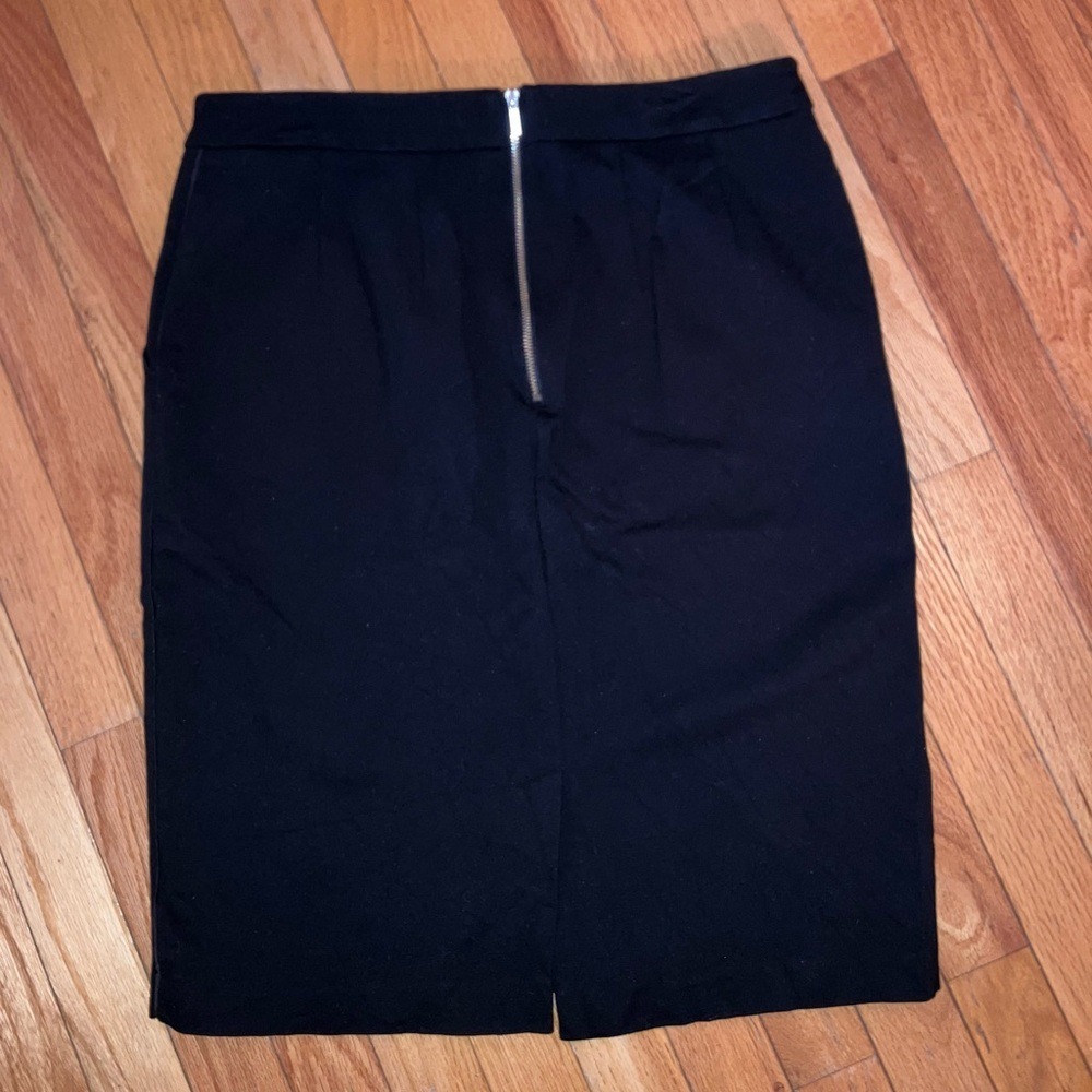 Classic Black Knee-Length Pencil Skirt - Women - Picture 3 of 5